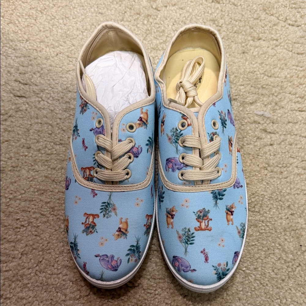 Stylish Pooh Print Women's Sneakers